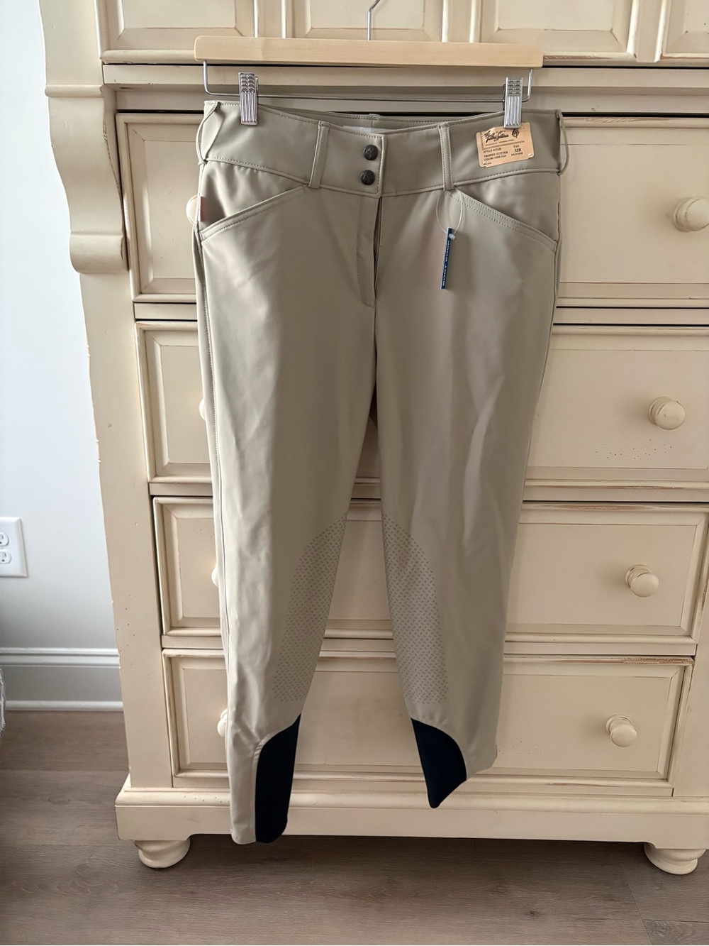 Tailored Sportsman Performance Breeches in tan with silicone knee patches